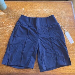 Kinona Women’s Golf Shorts. Tailored and Trim. Navy. New with Tags. XS